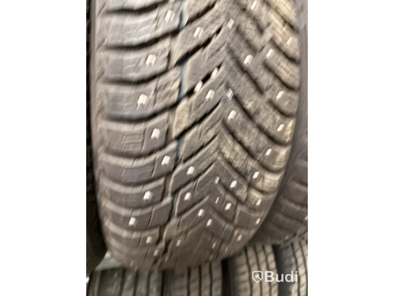 4 st. Vinterdäck Nokian Tyres Hakkapelitta 10 SUV 235/55 R18