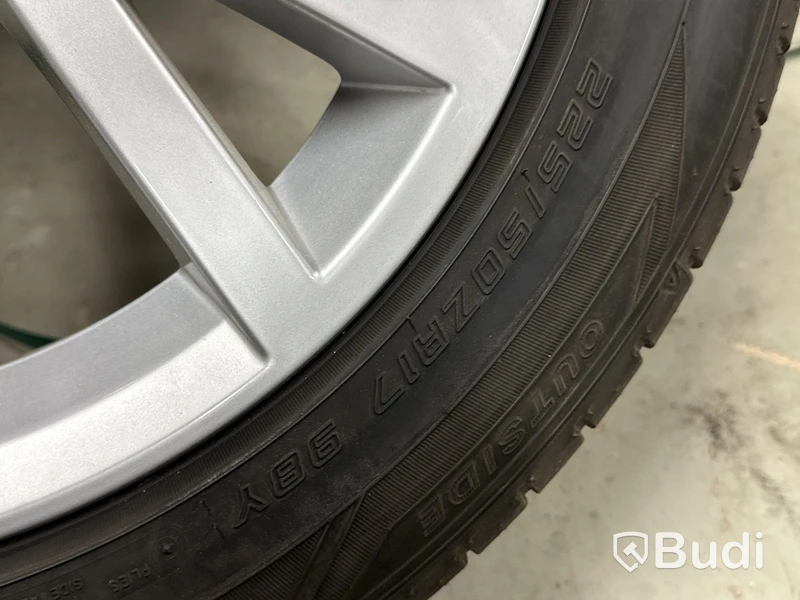 4 st. Sommarhjul Falken 225/50 ZR17 98Y