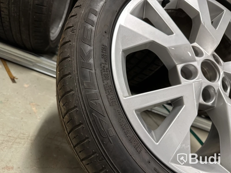 4 st. Sommarhjul Falken 225/50 ZR17 98Y
