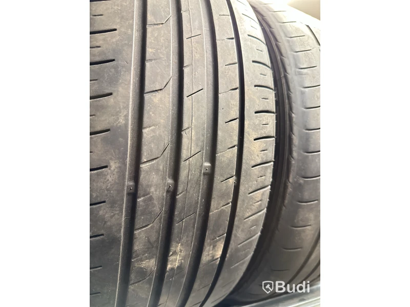 4 st. Sommardäck Nexen 215/55 R17 94V