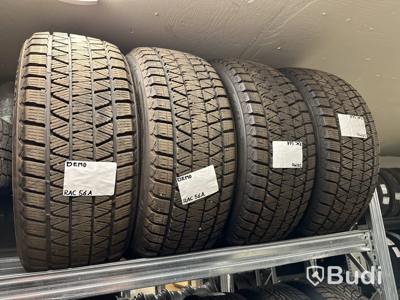 4 st. Vinterdäck Bridgestone 255/45 R20 101T