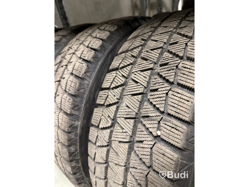 4 st. Vinterhjul Bridgestone 215/65 R16 102T