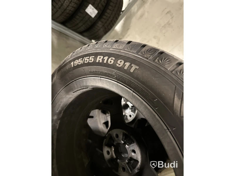 4 st. Vinterhjul Kumho 195/55 R16 91T