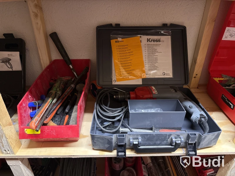 Parti med elverktyg, handverktyg, borr, etc. | Allt i rummet