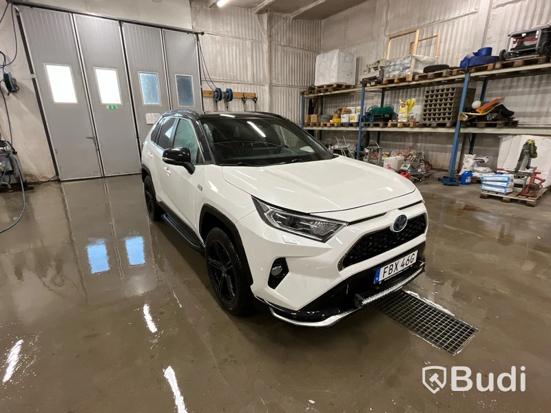 Laddhybrid TOYOTA RAV4 -2020 | EL/BENSIN
