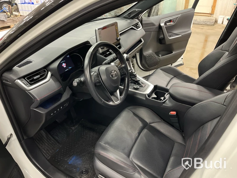 Laddhybrid TOYOTA RAV4 -2020 | EL/BENSIN