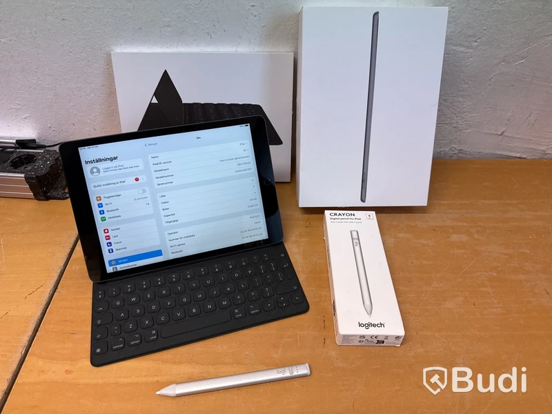 iPad med tillbehör (nionde generationen)