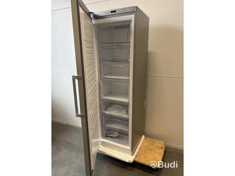 Frys, Rostfritt stål Smeg, fristående FF18EN2HX