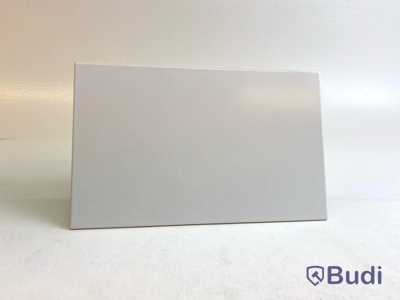 19 kvm Kakel Bricmate, 58002 Futura Vit Matt, 25x40 cm