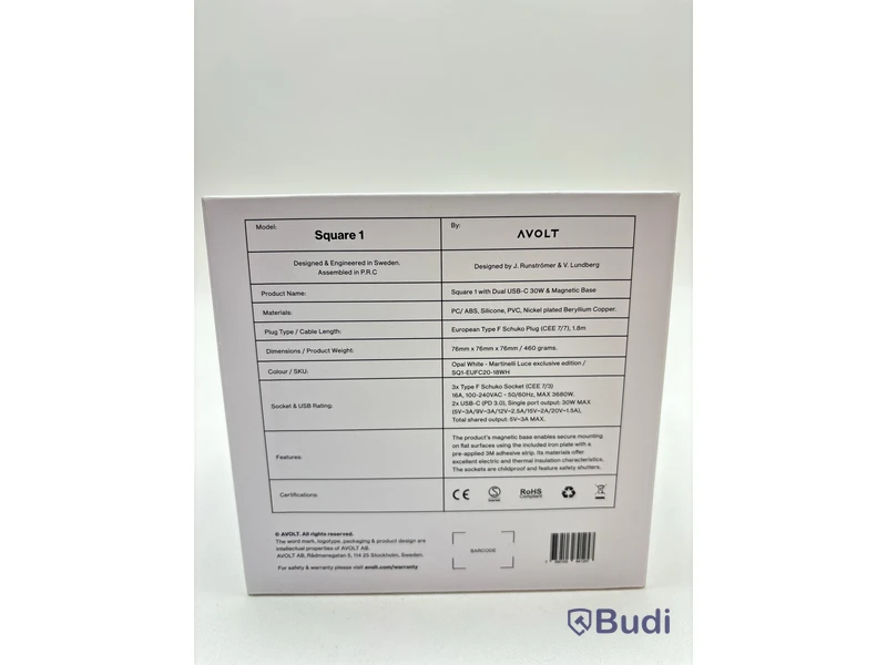 4 st. Grenuttag Avolt Square 1 Opal White. Totalt ord. pris inkl. moms: ca 2800 kr.