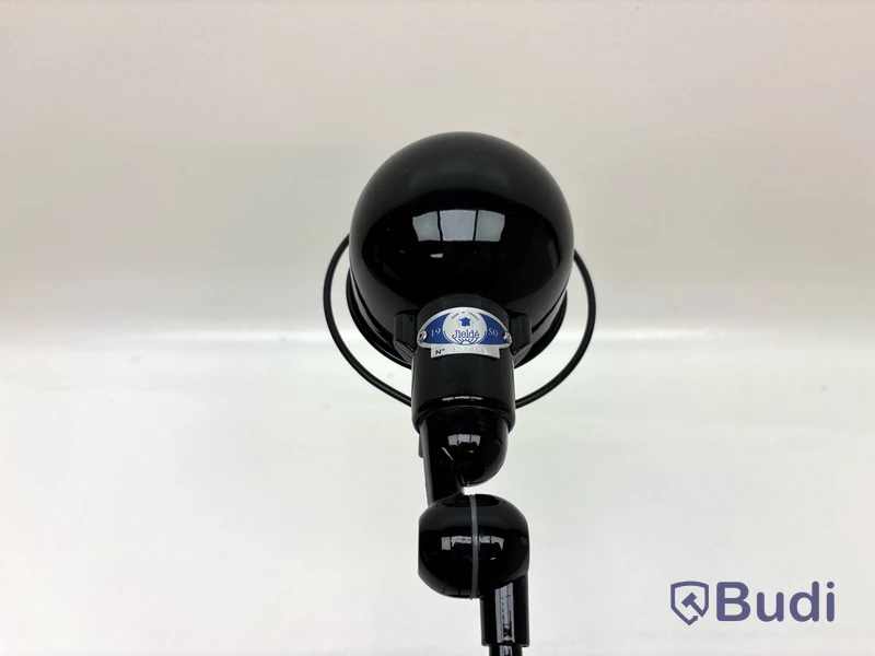 Skrivbordslampa Jielde Signal. Ord. pris inkl. moms: ca 4100 kr