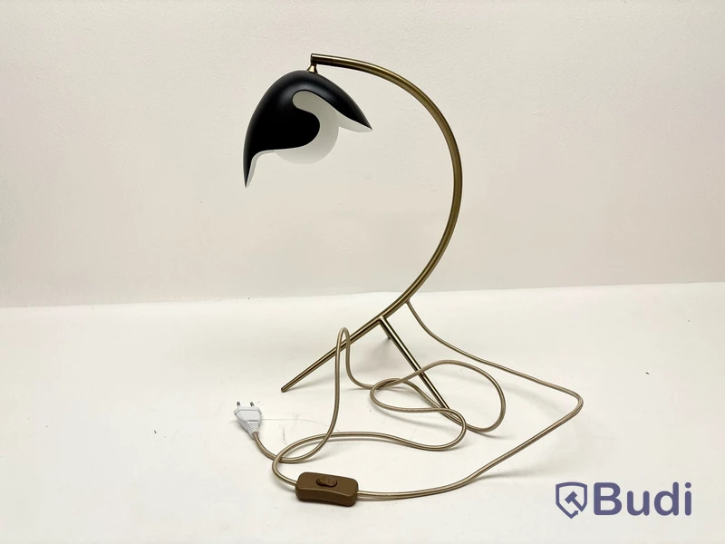 Bordslampa ATBO, P38 svart/mässing, Ord. pris inkl. moms: 6949 kr