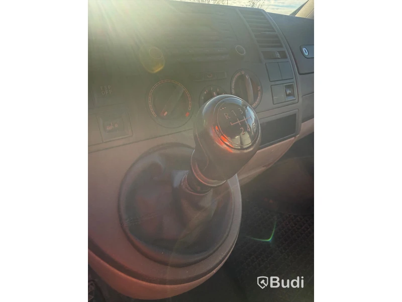Skåpbil Volkswagen Transporter T28 2.5 TDI Manuell 174hk - 2009