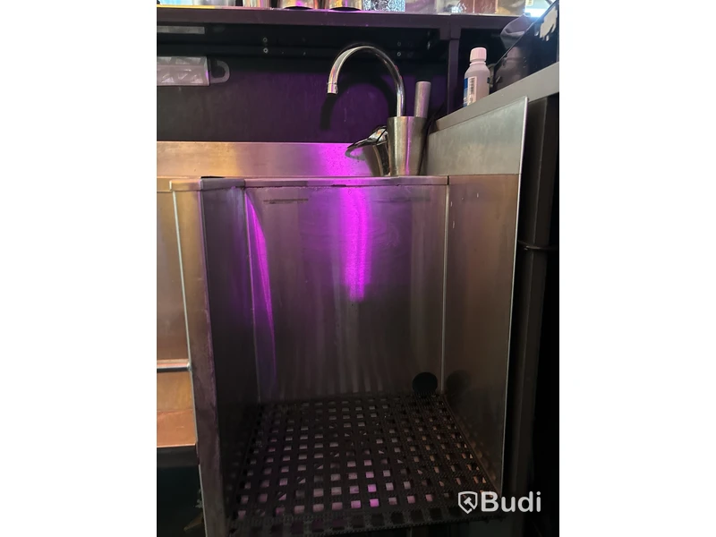 Rostfri barsektion