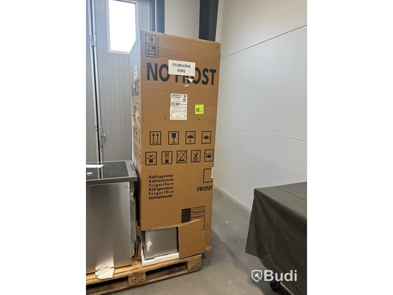 Kylskåp Smeg Fristående Rostfritt stål, Höger Universiell FS18EV2HX