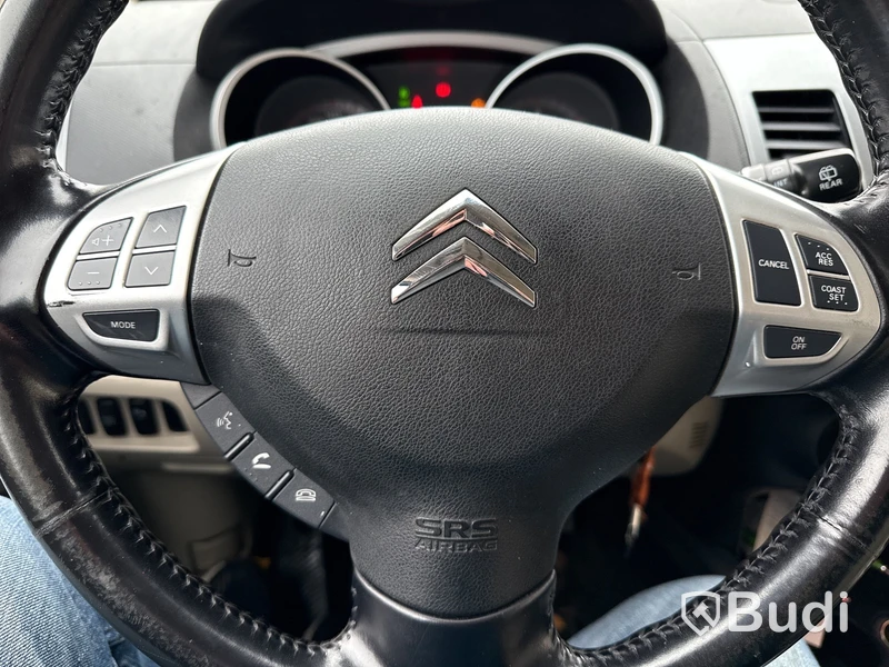 Citroën C-Crosser 2.2 HDi (156hk) -2008