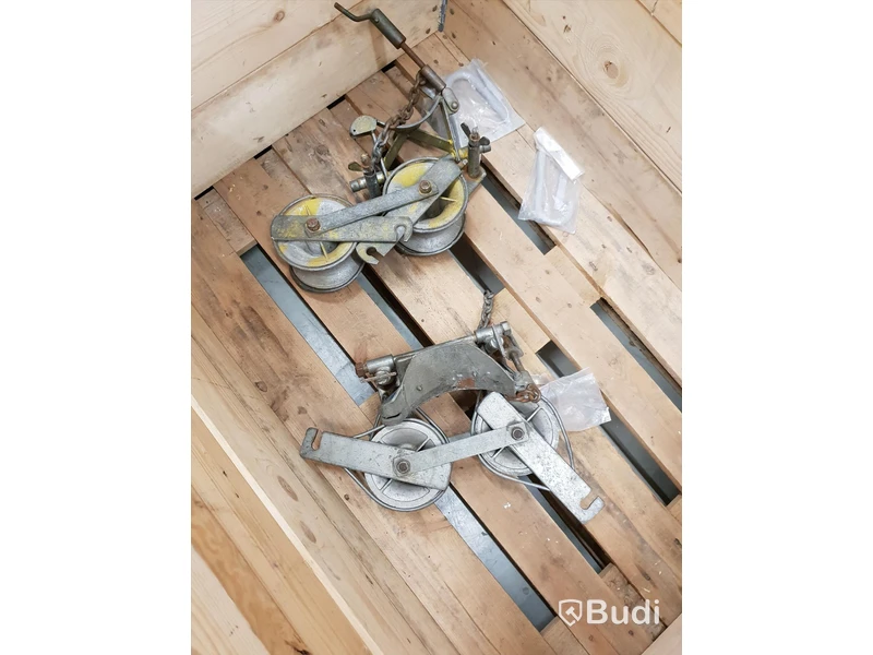 2st Kabelförare för utläggning av kabel
