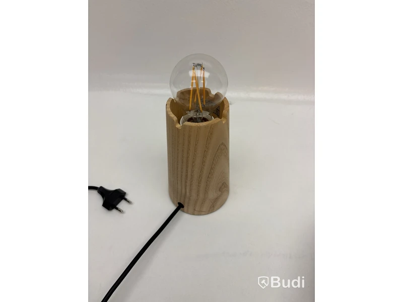 Skrivbordslampa Fritz Hansen Night Owl. Ord. pris inkl. moms: ca 3299 kr.