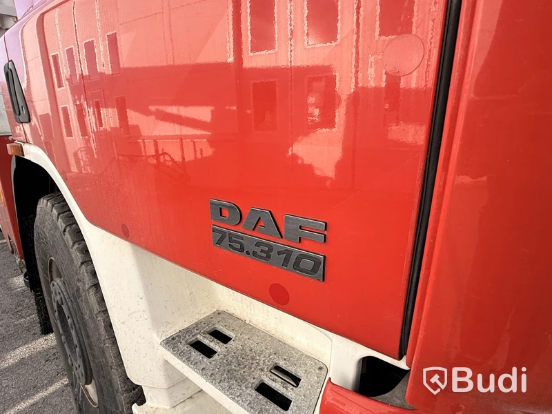 Brandbil med stege DAF CF 75.310