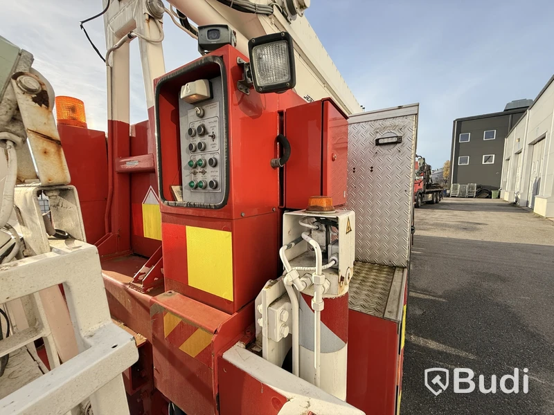 Brandbil med stege DAF CF 75.310