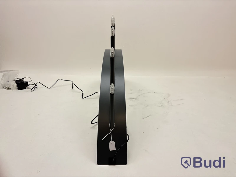 Adventsljusstake SMD Design, Spica bow grå. Ord. pris inkl. moms: ca 3275 kr.