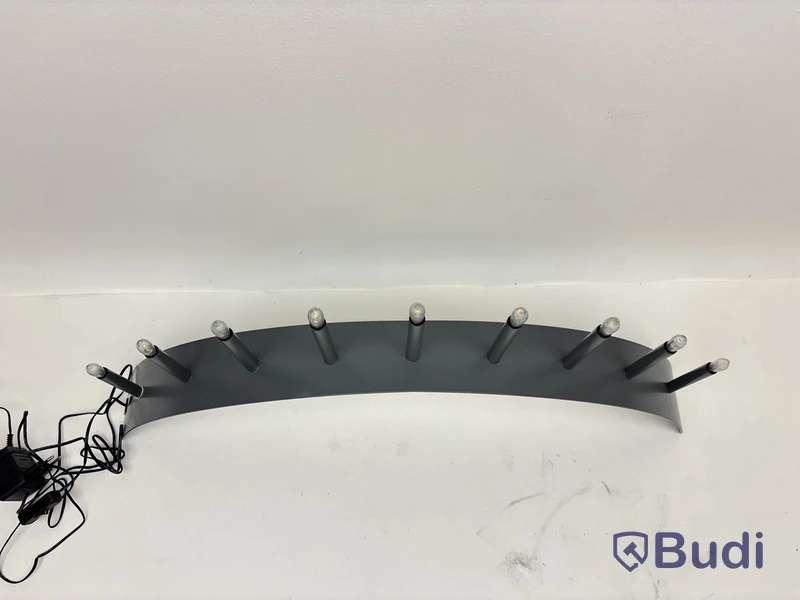 Adventsljusstake SMD Design, Spica bow grå. Ord. pris inkl. moms: ca 3275 kr.