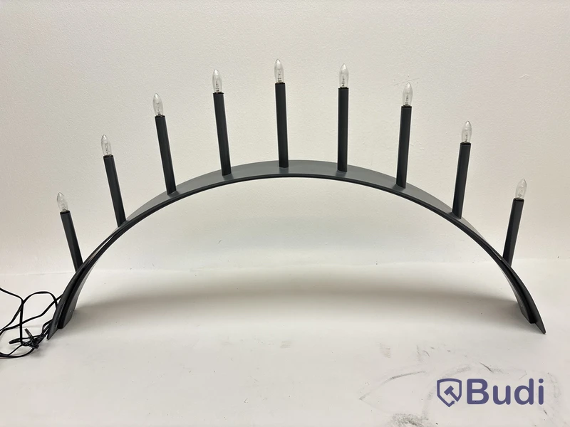 Adventsljusstake SMD Design, Spica bow grå. Ord. pris inkl. moms: ca 3275 kr.