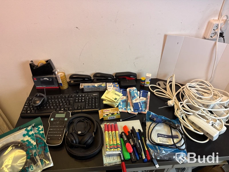 Etikettskrivare, headset & kontorsmaterial