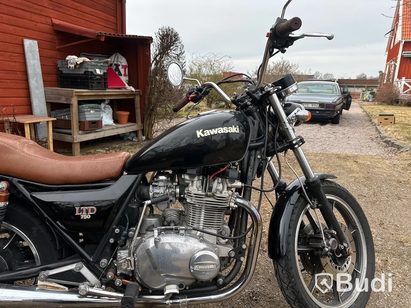 Motorcykel Kawasaki Z750
