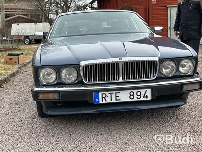 DAIMLER / JAGUAR XJ40 -1989