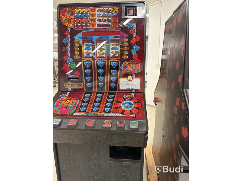 4 st. slotmachines