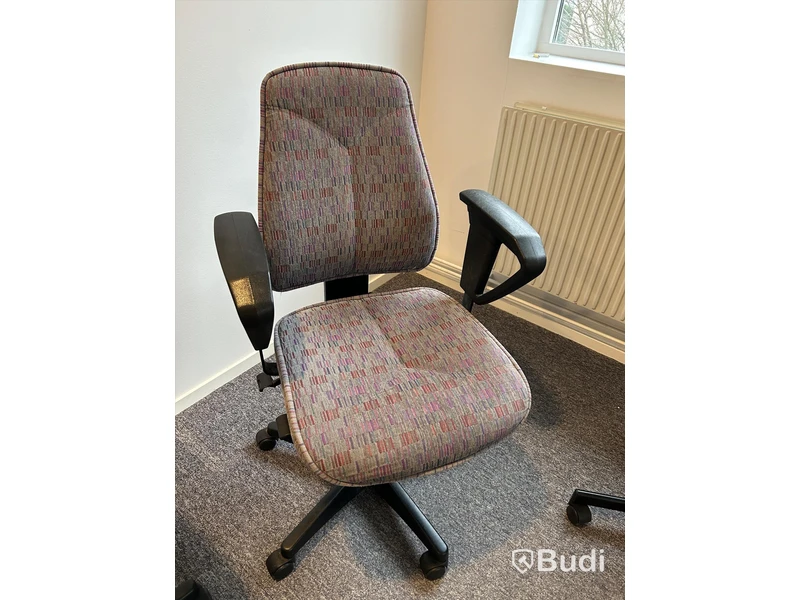 Kontorsstol, textil, bra skick