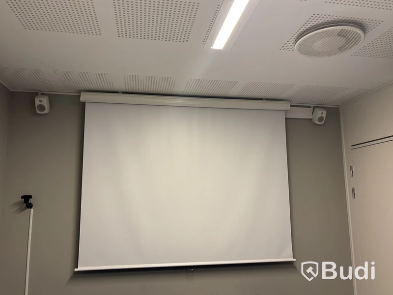 Projektor inkl. projektorduk och högtalare