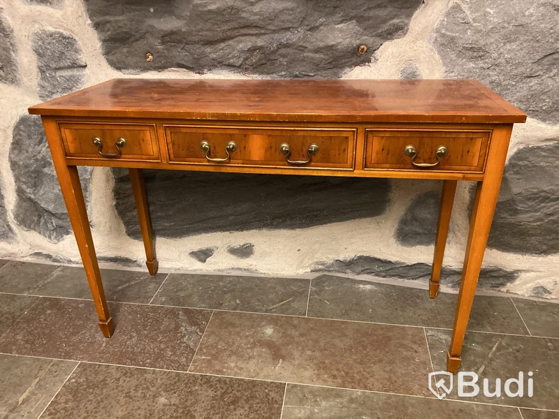 Sideboard Reprodux England