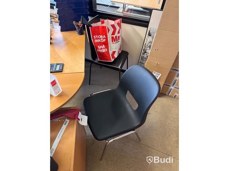Allt på kontoret inkl. curved skärm
