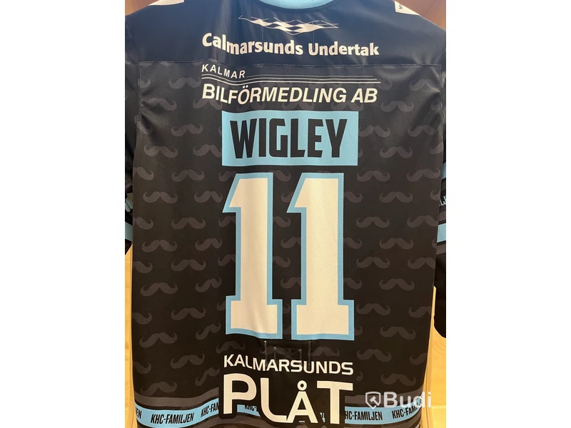 #11 Wigley - Mustaschkampen