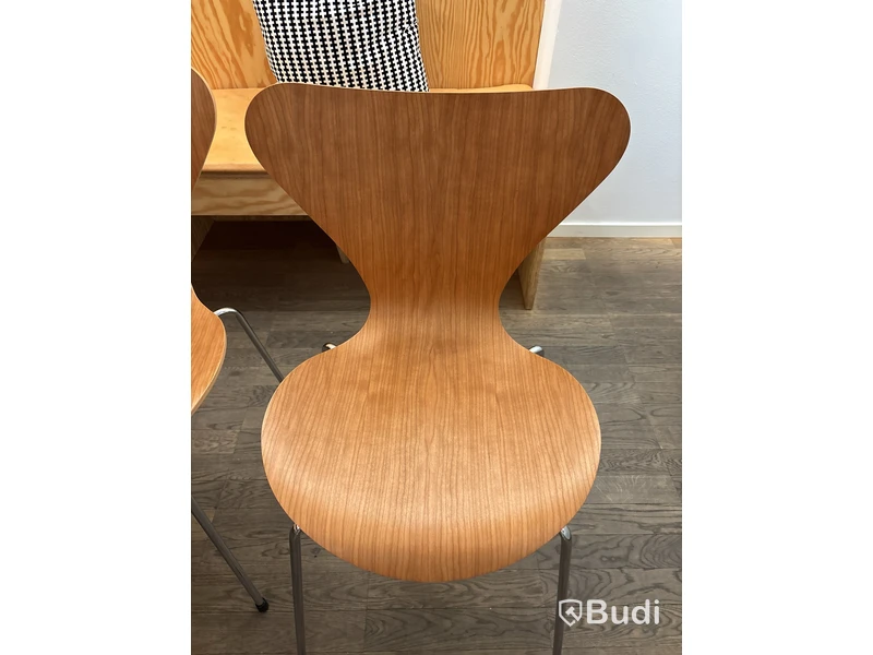 2 st. Stolar Fritz Hansen, ekfaner