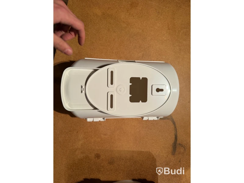 4 st. Väggdispenser vita, blandade modeller för papper