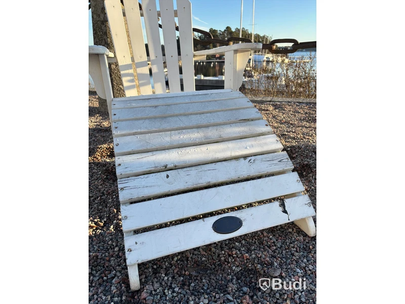 Fåtölj med fotpall Hillerstorp