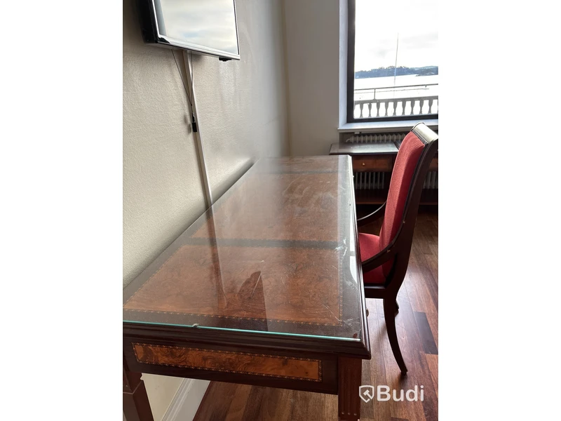 Skrivbord Grange inkl. stol
