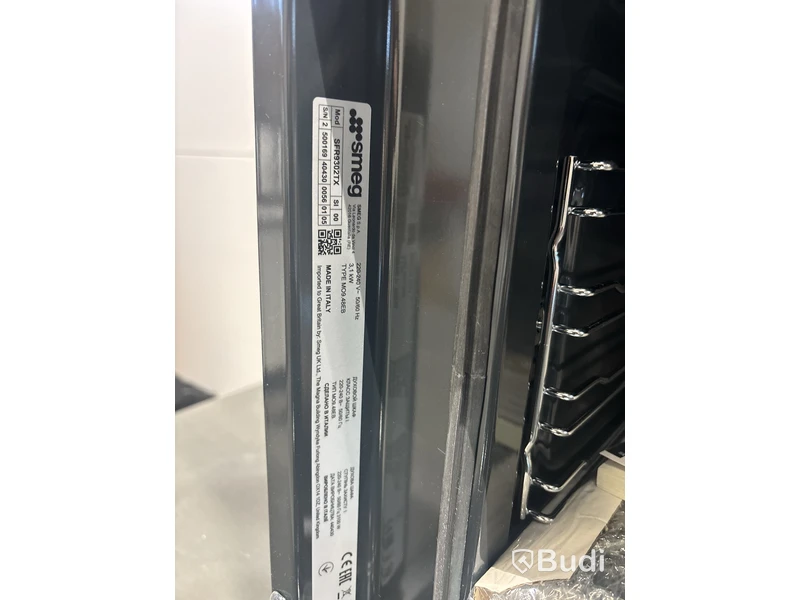 Termoventilerad ugn Smeg Kompaktugn 90 cm Rostfritt stål Classic SFR9302TX