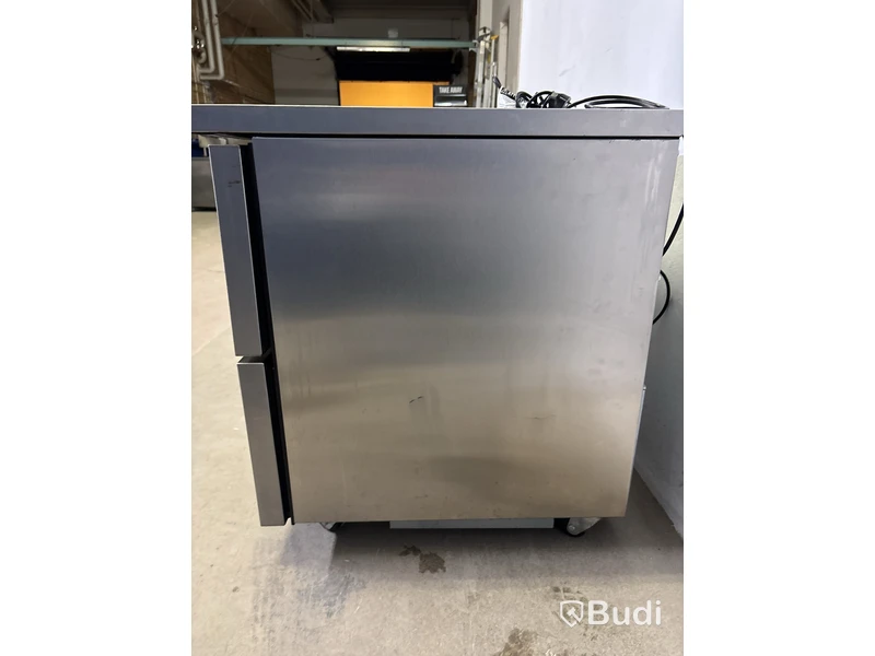 Kylbänk True TUC-27F-D-2-HC 230/50