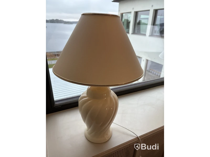 Lampa