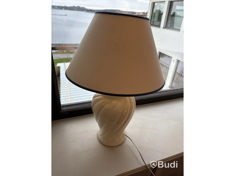 Lampa