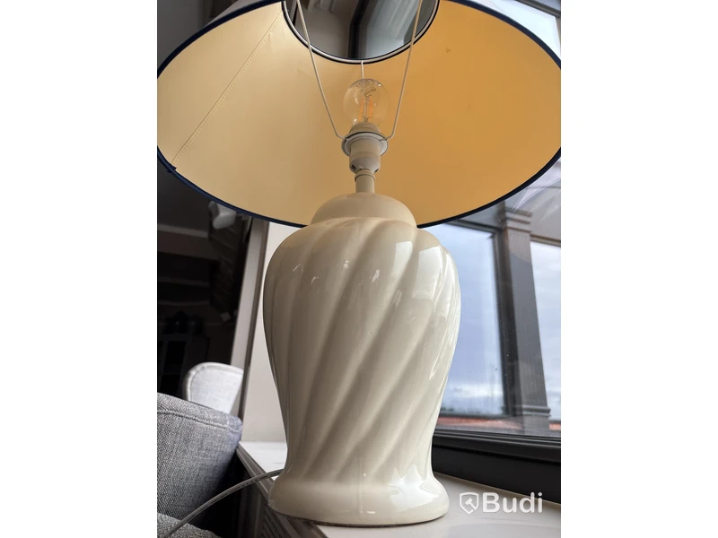 Lampa