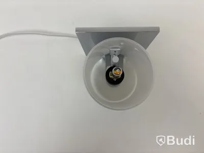Vägglampa
