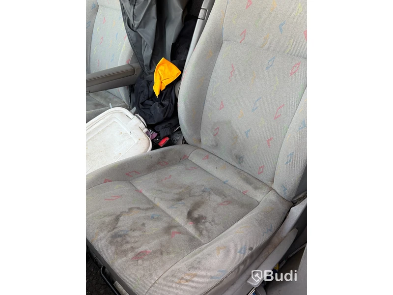 Skåpbil Volkswagen Transporter 2.5 -2008 | Med innehåll | Reparationsobjekt
