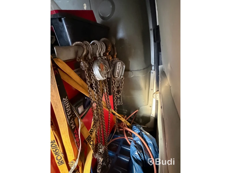 Skåpbil Volkswagen Transporter 2.5 -2008 | Med innehåll | Reparationsobjekt