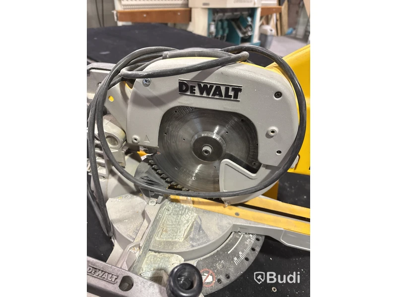 Kap- och gersåg DeWalt, DW707