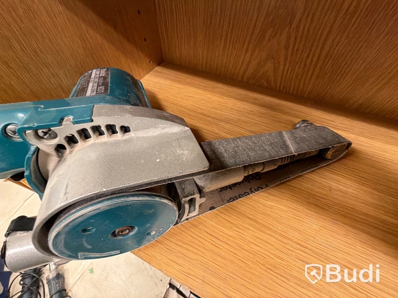 Bandslip Makita 9031